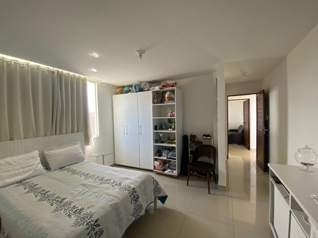 Casa de Condomínio à venda com 3 quartos, 380m² - Foto 18