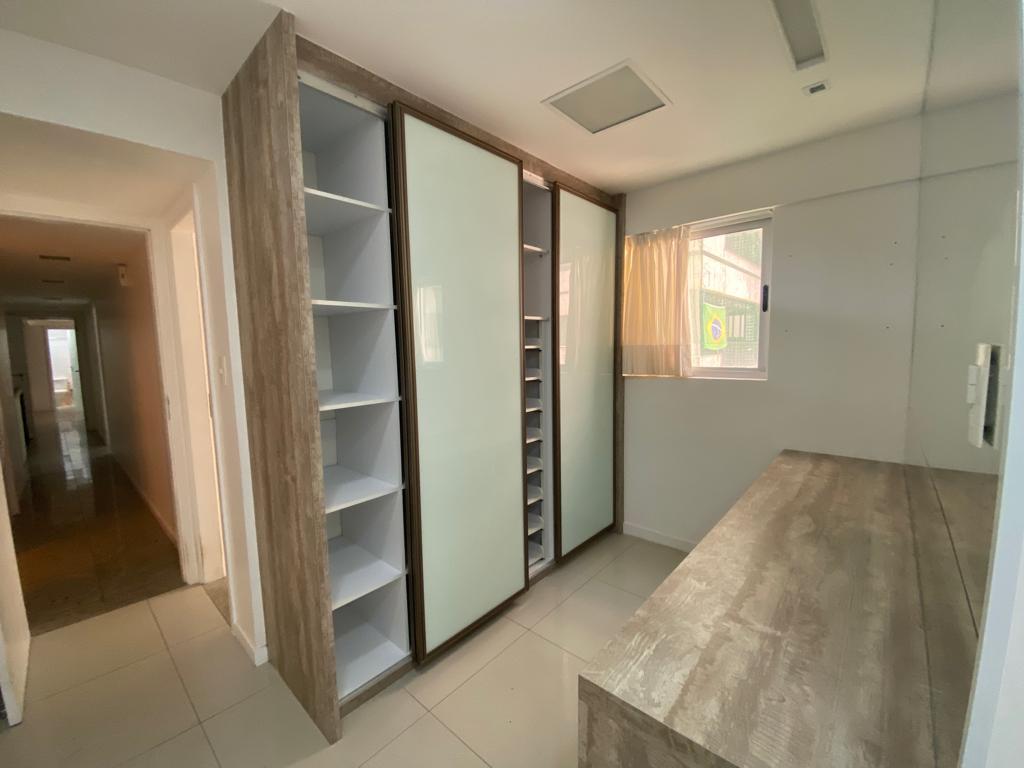 Apartamento à venda com 3 quartos, 278m² - Foto 29