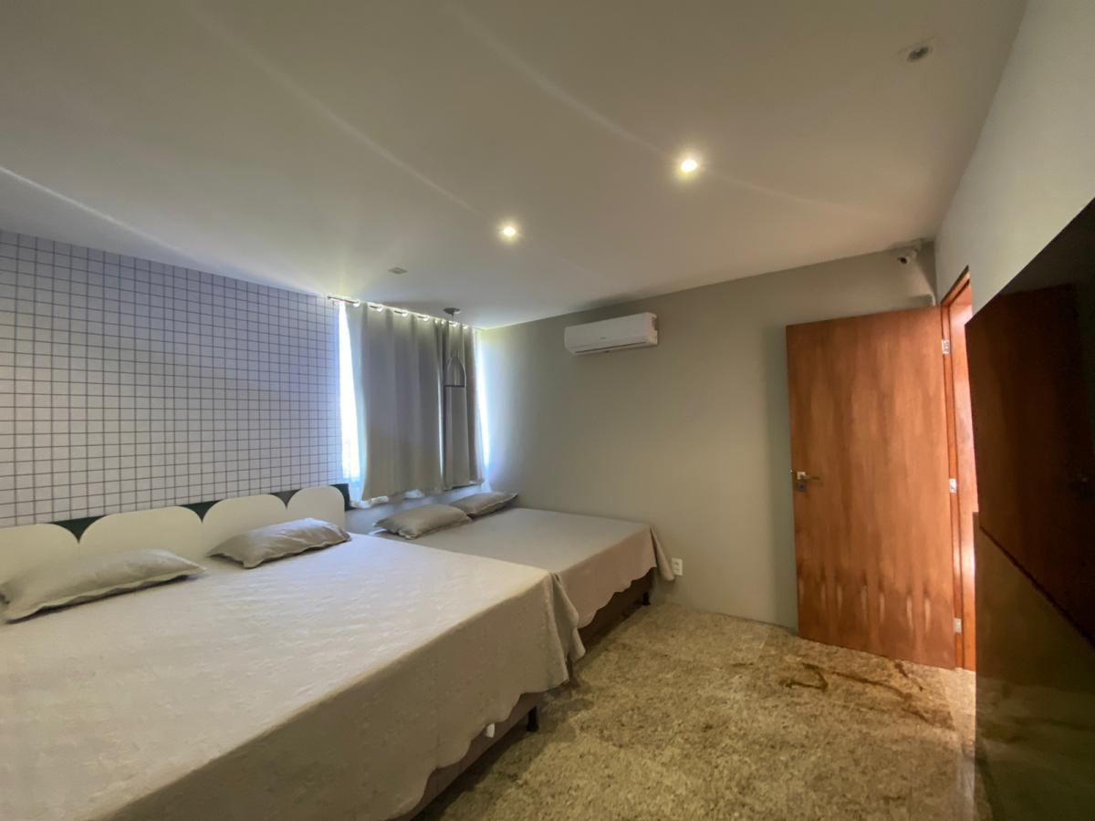 Casa de Condomínio à venda com 3 quartos, 2580m² - Foto 20