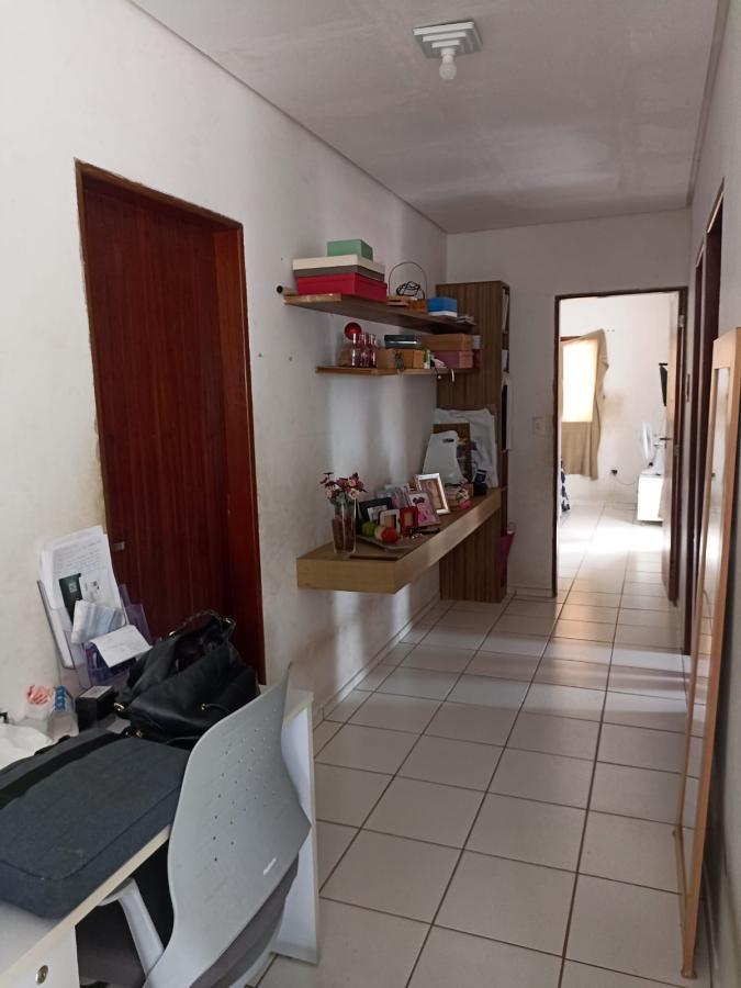 Casa à venda com 3 quartos, 300m² - Foto 5