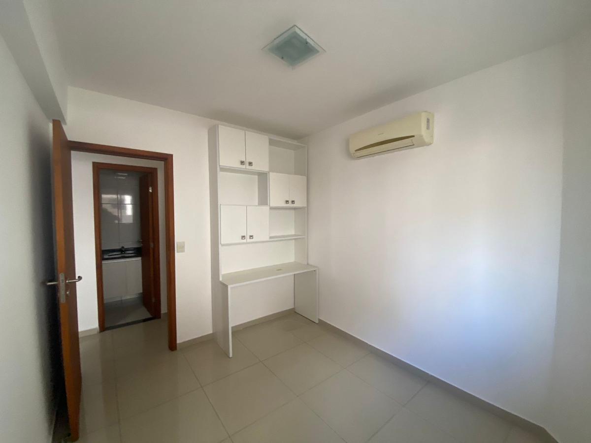 Apartamento à venda com 4 quartos, 146m² - Foto 18