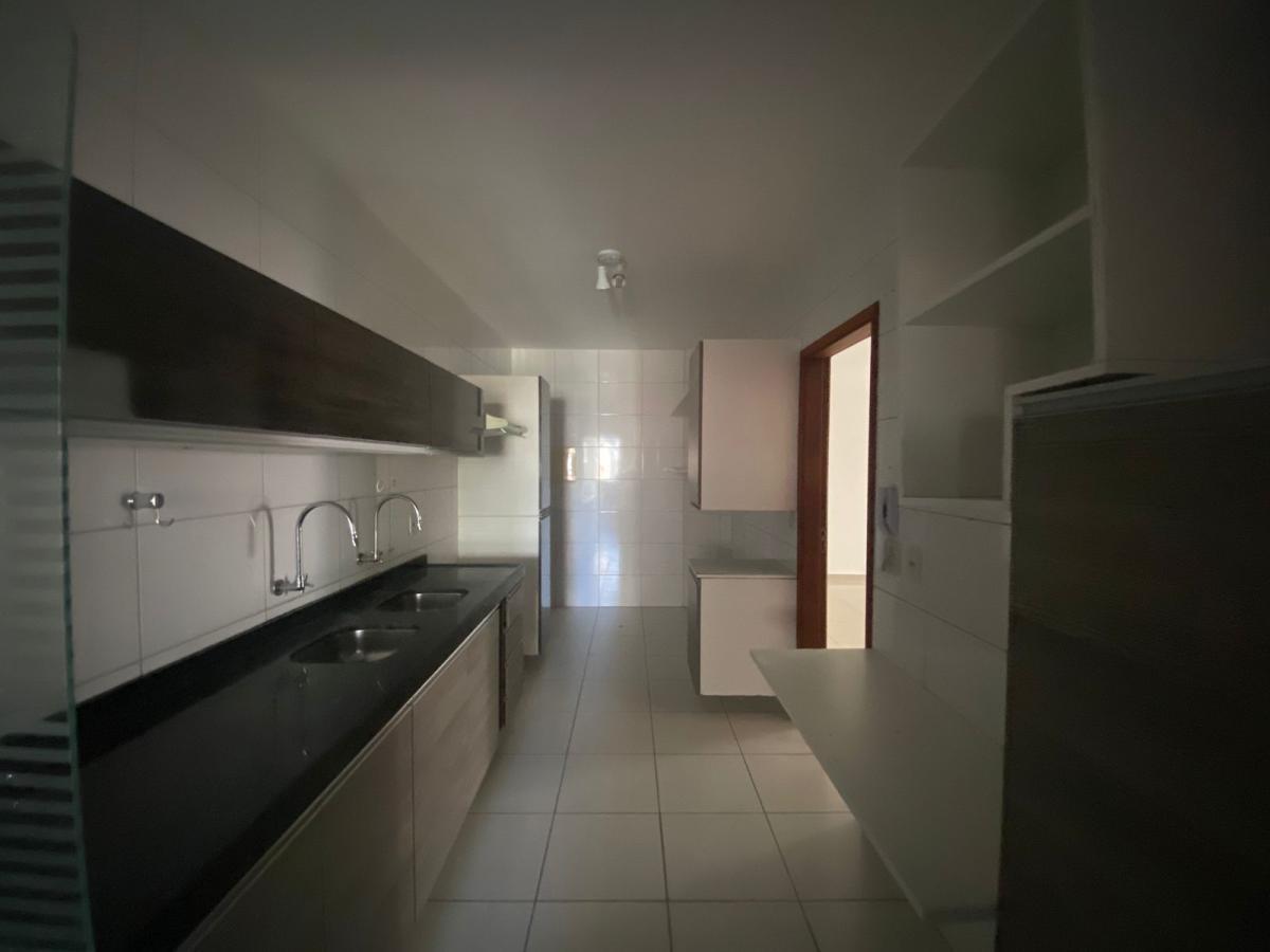 Apartamento à venda com 4 quartos, 146m² - Foto 19