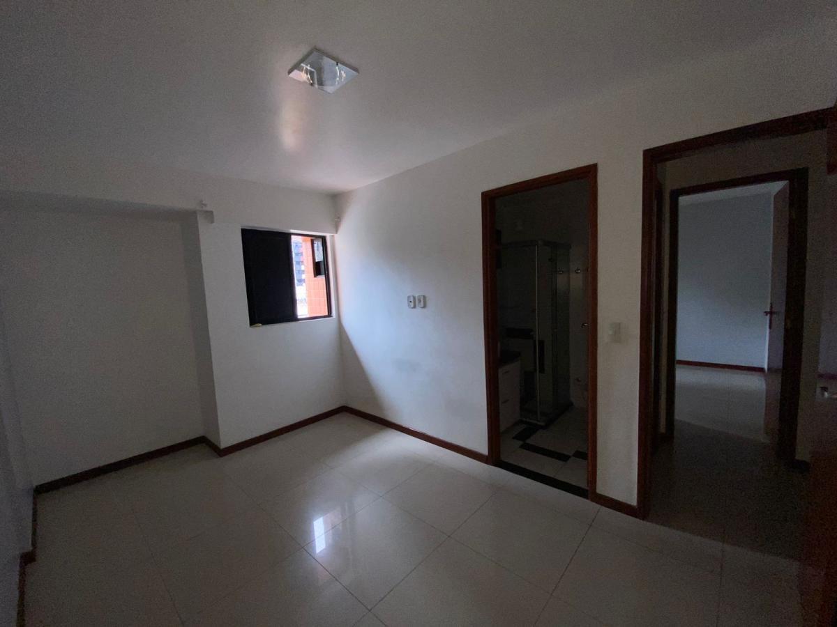 Apartamento à venda com 3 quartos, 125m² - Foto 14