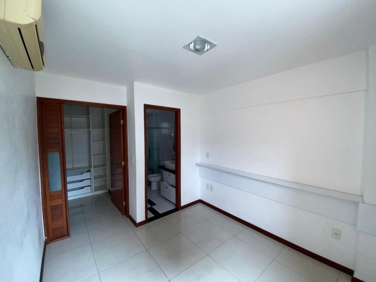 Apartamento à venda com 3 quartos, 125m² - Foto 17