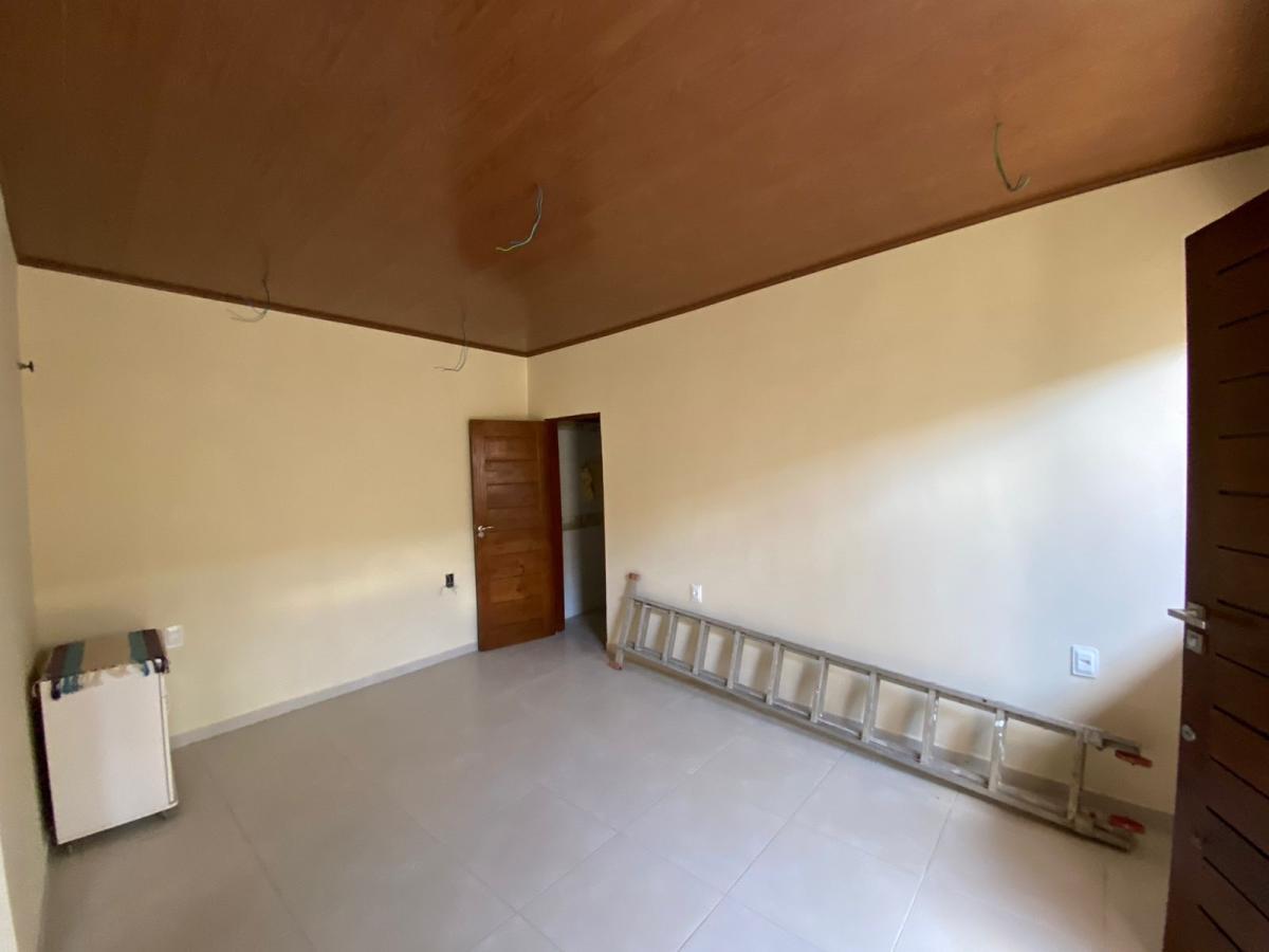 Casa à venda com 3 quartos, 300m² - Foto 20