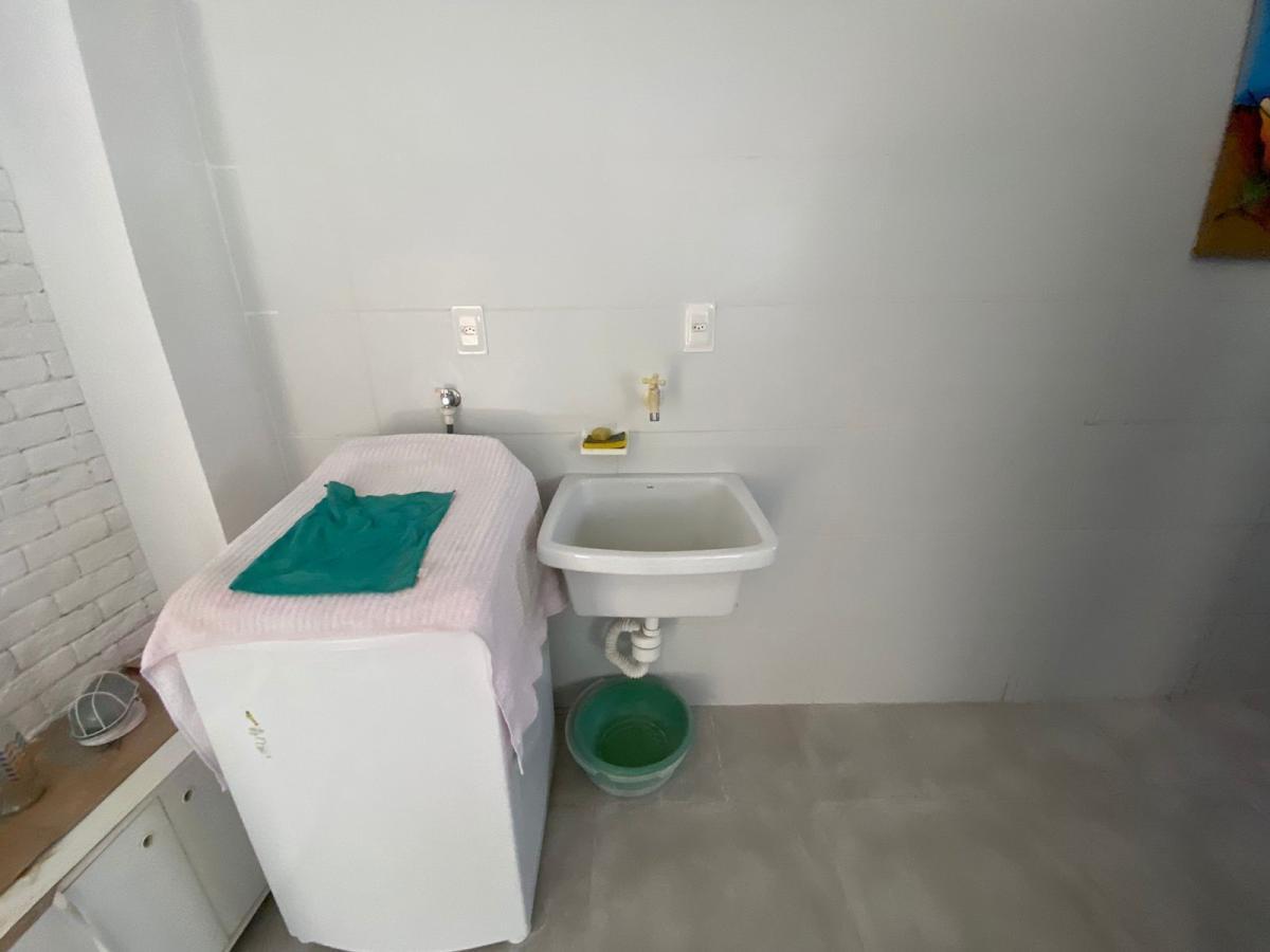 Casa à venda com 3 quartos, 300m² - Foto 13