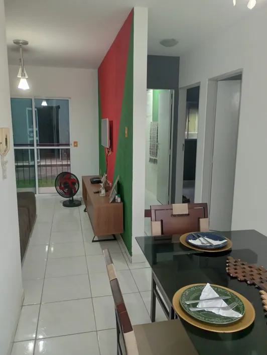 Apartamento à venda com 2 quartos, 70m² - Foto 1